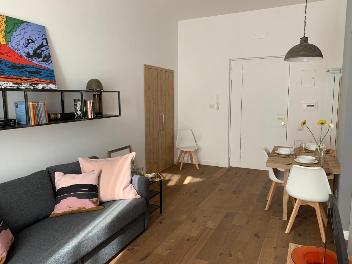 The Quality Apartment Napoli Exterior foto
