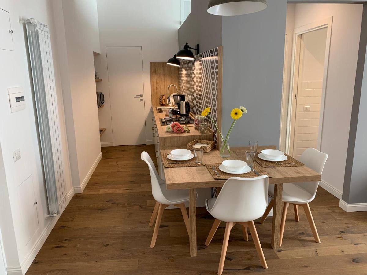 The Quality Apartment Napoli Exterior foto